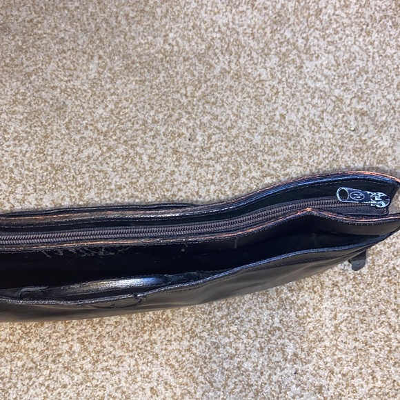 Hartmann black leather briefcase quiet luxury - Picture 5 of 17